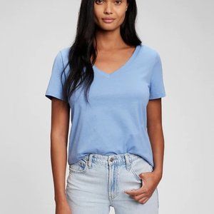 GAP Organic V-Neck Cotton T-Shirt